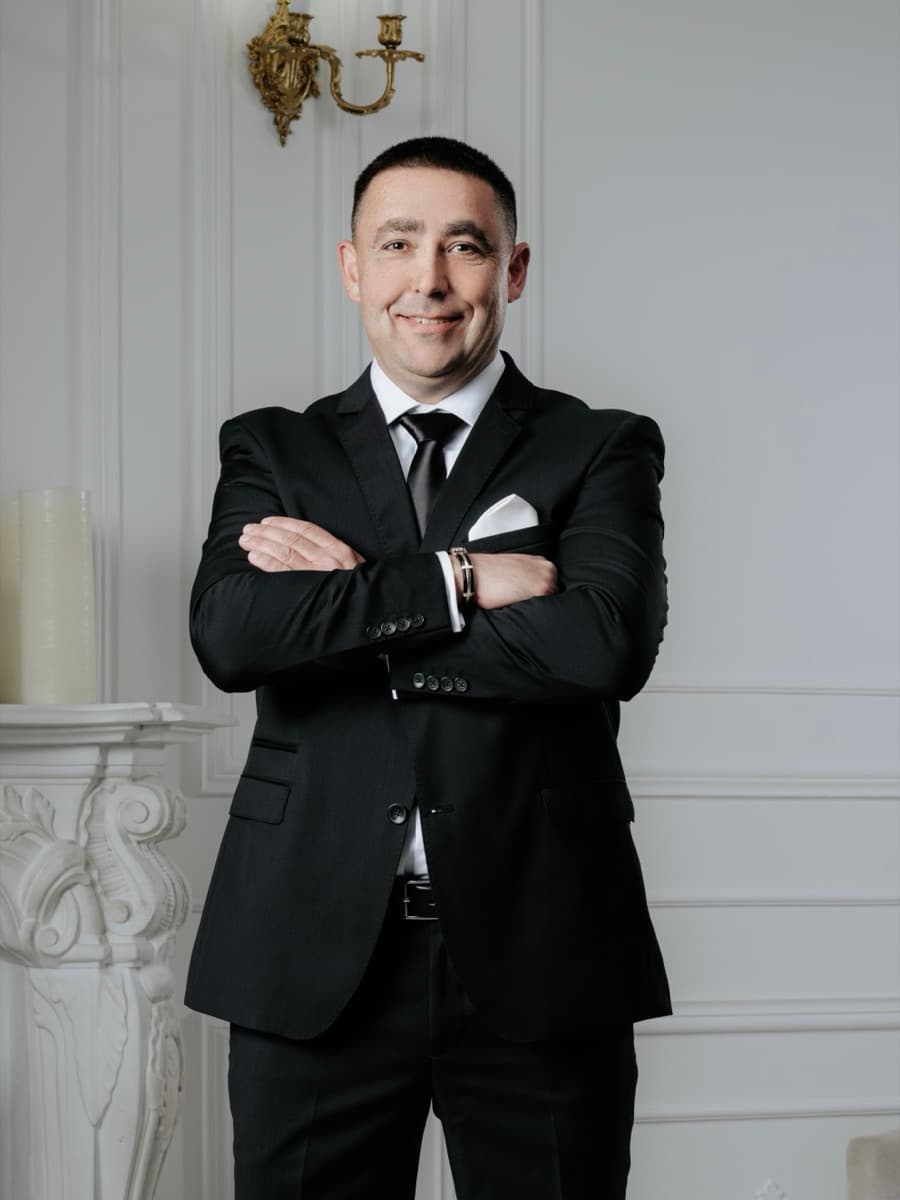 Bakos Tamás